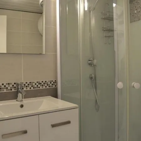 Cap D'agde, 1 Piece, 4 Personnes - Fr-1-249-287